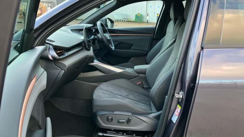 CUPRA Terramar 1.5 eTSI 150 V2 5dr DSG Petrol Hatchback